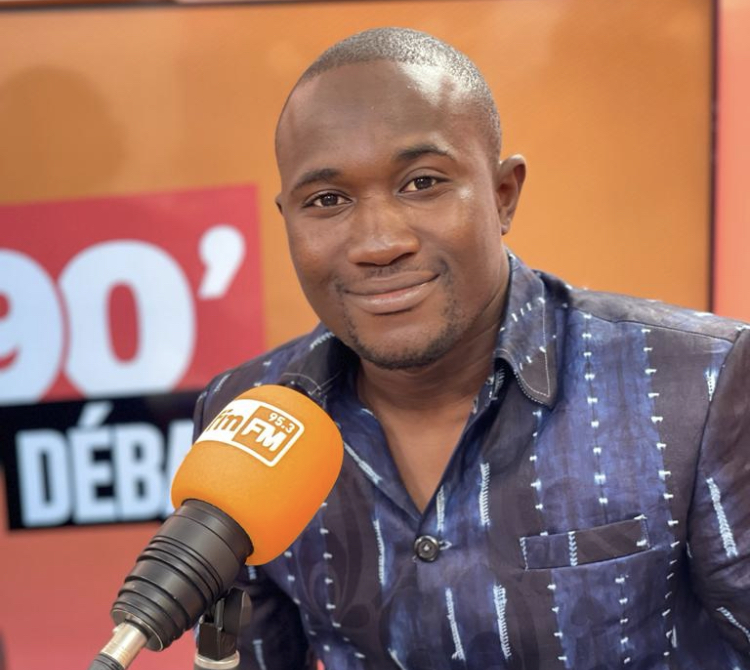 Restriction des libertés: Quand on fait pire que Alpha Condé (Par Mohamed Cissé)