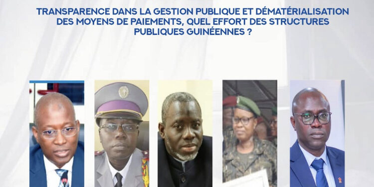 Les acteurs administratifs impliqués dans les reformes digitales salutaires de leurs entités, prennent part au panel du SIFIMBAM (Salon International de la Finance, de la Monétique, des Banques, des Microfinances et de l’Assurance de Guinée)