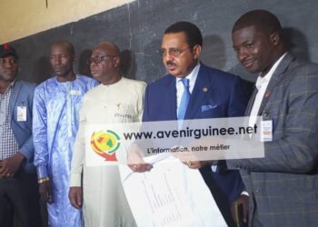 Le ministre Pethè lance les épreuves du BEPC à Matoto “ c&rsquo;est une opportunité d&rsquo;évaluer notre système”