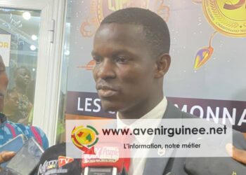 CNT: les travailleurs parlementaires louent les efforts du Président Dansa KOUROUMA