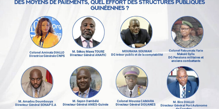 Les Acteurs administratifs impliqués dans les réformes digitales salutaires de leurs entités et les banques prennent part aux panel s du SIFIMBAM (Salon International de la Finance, de la Monétique, des Banques, des Microfinances et de l’Assurance de Guinée)