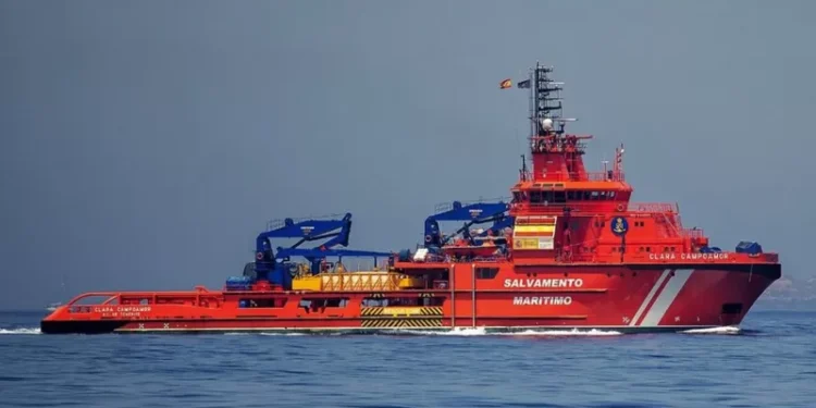 Les garde-côtes espagnols sauvent 86 personnes lors de la recherche d’un bateau de migrants disparu