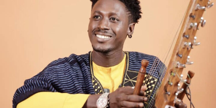 « SINGUÉRA », le single de Lamine le MYSTÉRIEUX qui réveille les souvenirs d&rsquo;enfance (Clip)