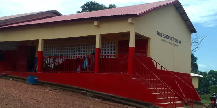 Boké : UMS à travers la Fondation Wazni rénove plusieurs écoles et récompense les meilleurs élèves