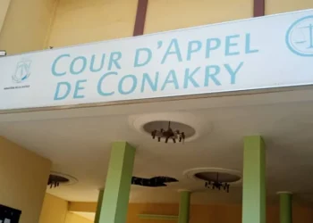 Un journaliste porte plainte contre le président de la cour d’appel de Conakry