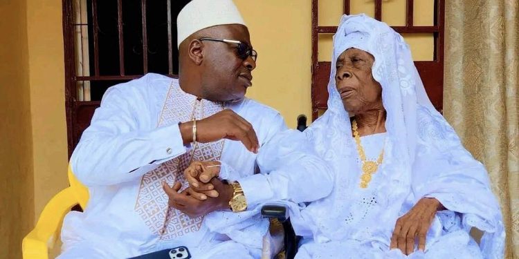 Nécrologie : le maire de Matoto a perdu sa mère