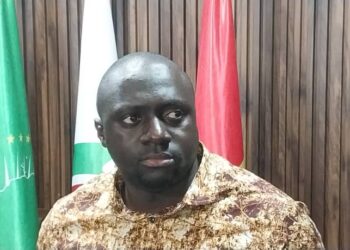 Le ministre Mory aux A.T : « aucune urgence ne doit justifier la violation des procédures »