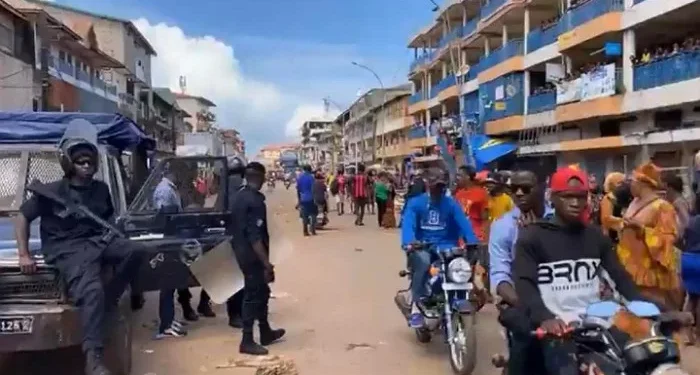 Descente musclée des forces de l’ordre  : panique totale au marché Madina
