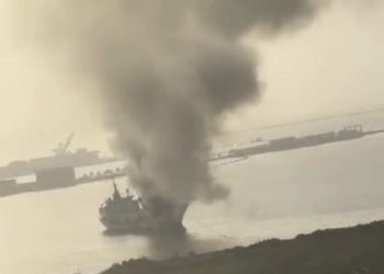 Urgent : un bateau en feu vers le port autonome de Conakry