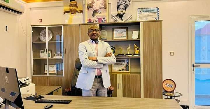 [Tribune] Sanou Kerfalla Cissé l&rsquo;un de ces entrepreneurs qui force l&rsquo;admiration, cultive le respect et répand le bien autour d&rsquo;eux. (Par Hassane Diaby)