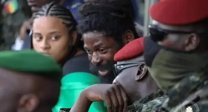 Takana flingue les politiques : « Ils ne pourront rien contre Doumbouya, nous avons fini de l&rsquo;installer »