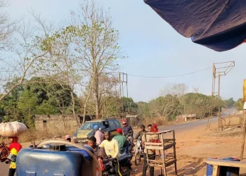 Conakry:  le litre d&rsquo;essence vendu selon les humeurs des vendeurs…
