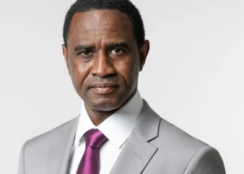 Incendie de Kaloum : le B.A.G de Sadio Barry au contact des sinistrés, déroule son action humanitaire