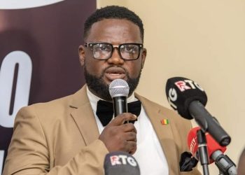 Paul Kamano de COPE-Guinée envoie un cri d&rsquo;alarme pour éviter la grève menaçante en Guinée