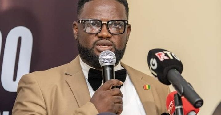 Paul Kamano de COPE-Guinée envoie un cri d&rsquo;alarme pour éviter la grève menaçante en Guinée