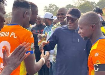 Kindia: Bouba Sampil en compagnie d’une forte délégation donne le coup d&rsquo;envoi du match Loubha vs Hafia