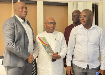 FÉGUIFOOT : Blasco Barry installé dans ses fonctions