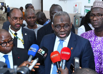 Adoption de la loi portant amendement de l&rsquo;article 36 des statuts de la BCRG: le ministre Moura Soumah satisfait…