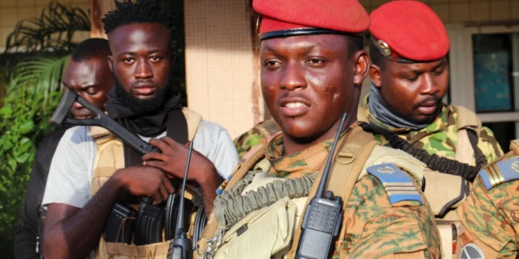 Burkina Faso: la durée de la transition prolongée pour cinq ans
