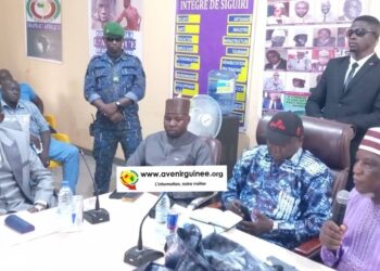 Rencontre à Siguiri entre le Ministre des Mines et l&rsquo;Union Nationale des Orpailleurs de Guinée : la régularisation du secteur minier au centre des discussions