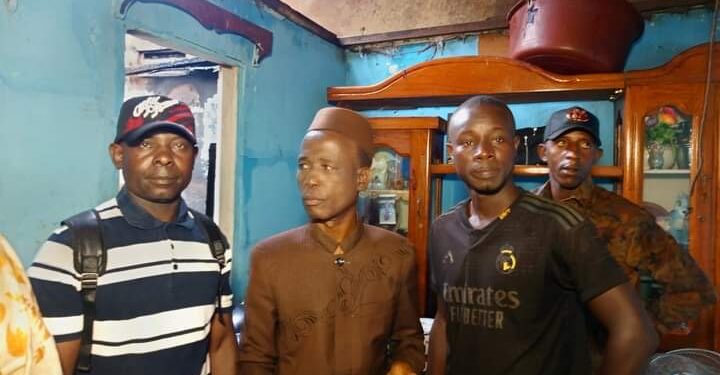 Incendie à Dabondy Rails : le président de la DS de Gbessia sur les lieux du sinistre