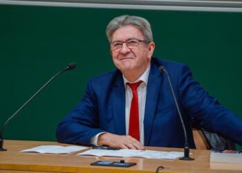Arrestation des activistes en Guinée : Jean-Luc Mélenchon appelle la France à intervenir