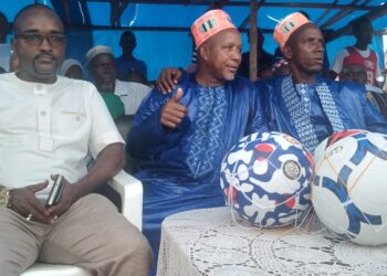 Hamidou Barry accompagne la jeunesse de Dubréka lors de la finale du tournoi de la Fédération de Football de Bawa