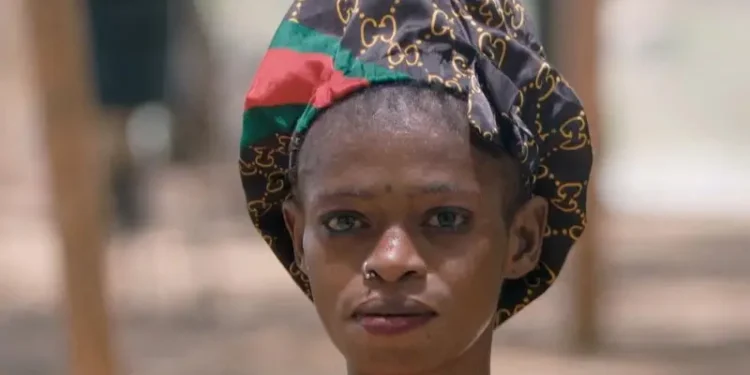 Utilisation des emballages et objets en plastique à usage unique : le Gl Doumbouya prend des mesures sévères