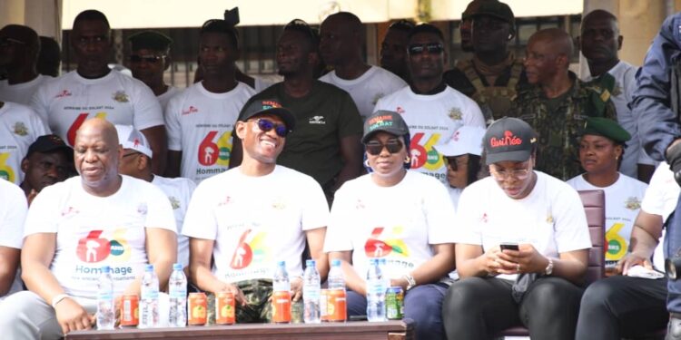 Semaine des Soldats : une journée de marche civilo-militaire avec les membres du gouvernement