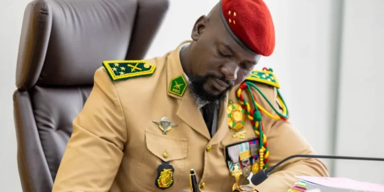 Gl Doumbouya nomme des hauts cadres au ministère des postes et télécommunications