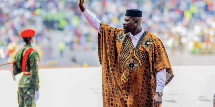 Le Général Mamadi Doumbouya : Un Espoir Renouvelé pour la Guinée ( Par Billy KEITA)