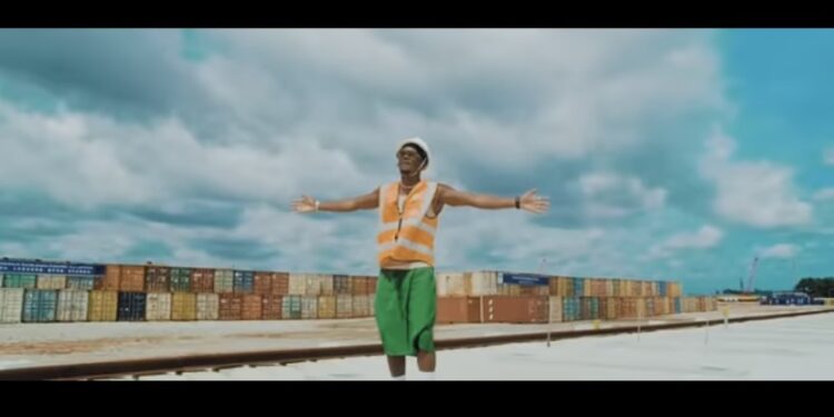 Blak-M célèbre le projet Simandou 2040 dans un clip inspirant