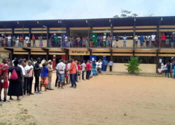 Les Gabonais aux urnes pour adopter ou rejeter le projet de Constitution