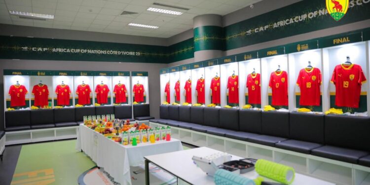 Dernière minute : le 11 de départ de la Guinée face à la RDC