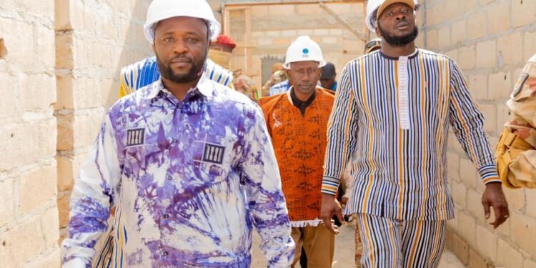 Nzérékoré : le ministre Amara Camara visite le chantier du centre de diagnostic avancé et de cardiologie interventionnelle en construction
