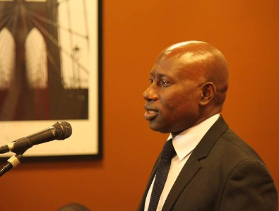 Makanera affronte le chapiteau By Issa: une conférence de presse sans filtre