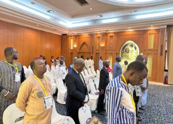 Bamako : les régulateurs de médias africains observent une minute de silence pour la Guinée