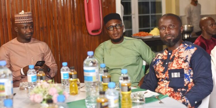 M. Ibrahima Kalil KEITA honoré aux Guinea Company Awards 2024 ! 