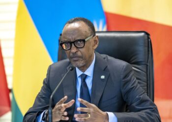 Paul Kagame invite la RDC à négocier avec les rebelles du M23