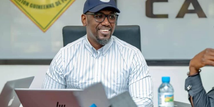 Nommé par décret présidentiel, Macka Traoré doit-il démissionner de la Féguifoot ? Ce que disent les textes…