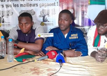 Des jeunes reclament la fin du « multipartisme sauvage » en Guinée
