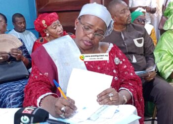 L&rsquo;ex ministre Dr Zalikatou Diallo publie un ouvrage pour dire STOP aux mutilations génitales Féminines