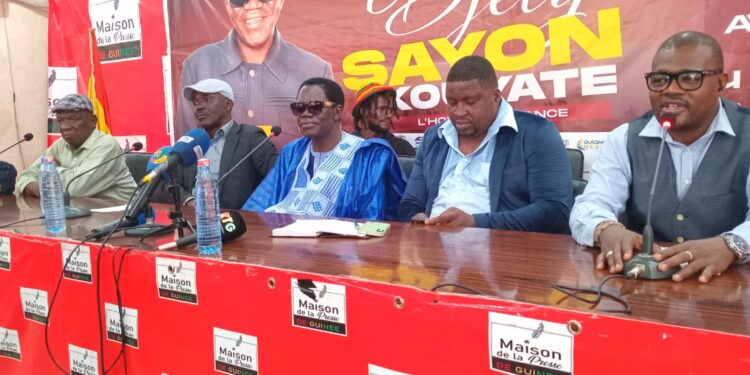 Culture : l&rsquo;artiste Djely Sayon Kouyaté annonce les couleurs de son nouvel album !