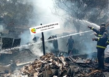 Urgent: un incendie en cours à Kaloum !