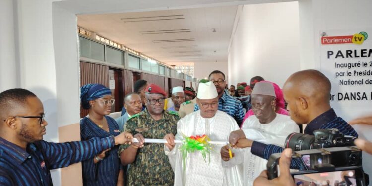 Le CNT lance « Parlement TV », un progrès historique à l&rsquo;actif de Dr Dansa Kourouma
