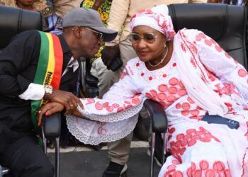Badra Koné séduit la Gouverneure M&rsquo;mahawa Sylla : « J&rsquo;invite les autres DS à prendre exemple sur lui »