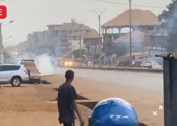 Des pros et anti-Doumbouya s&rsquo;affrontent sur l&rsquo;axe