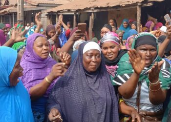 Cosa : Grogne des femmes du marché Bantounka…