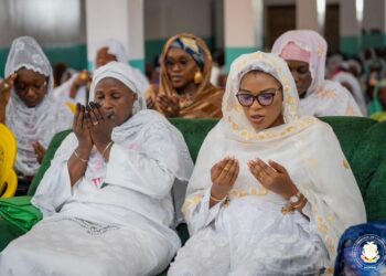 Grande rencontre de prière pour la paix et la quiétude sociale en Guinée : La population de Forécariah fortement mobilisée pour le Général Mamadi Doumbouya