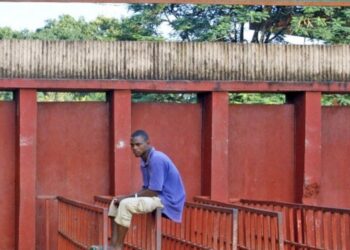 Sécurité dans les stades de Guinée :  échanges entre experts de la CAF et acteurs du football